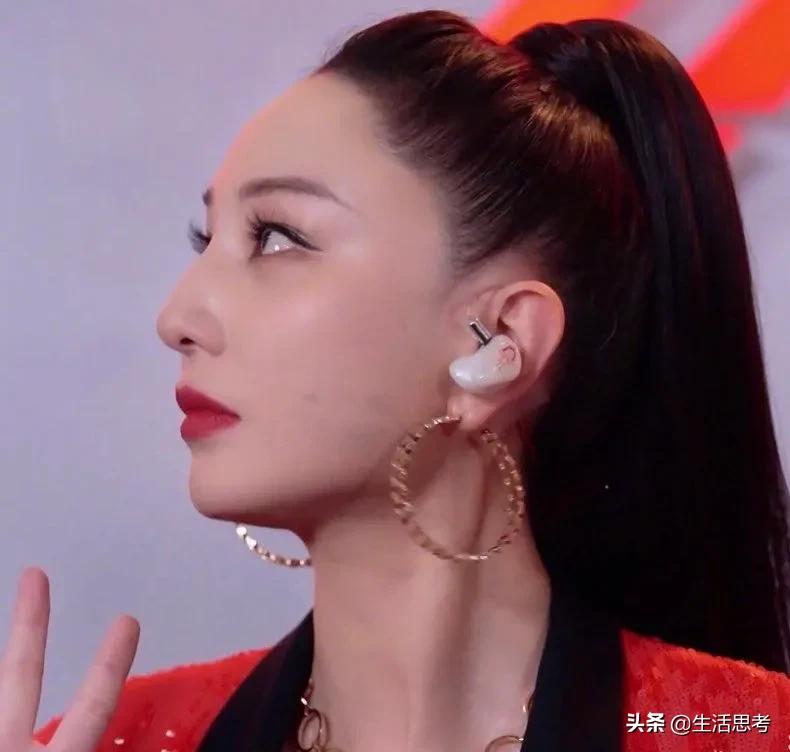 乘风破浪的姐姐宁静涂口红,乘风破浪姐姐宁静白冰