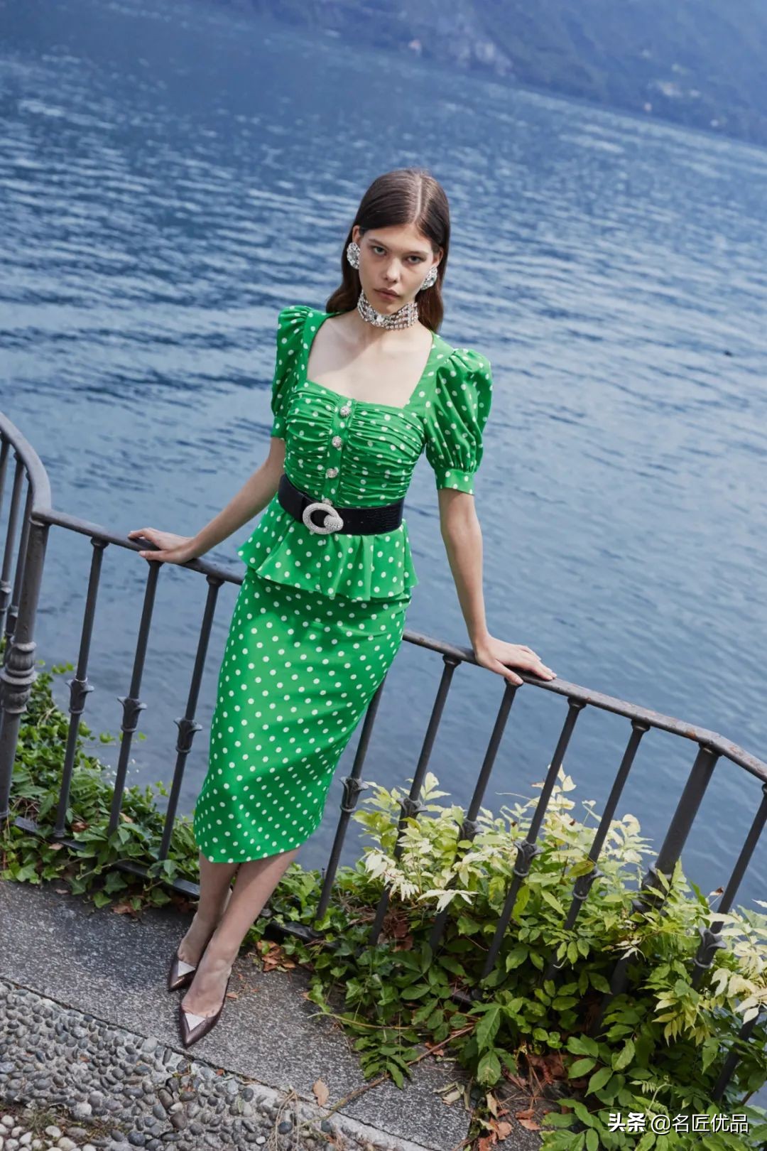 爱是一道光！治愈系祖母绿，宝石盛开的花园，绝美惊艳400年