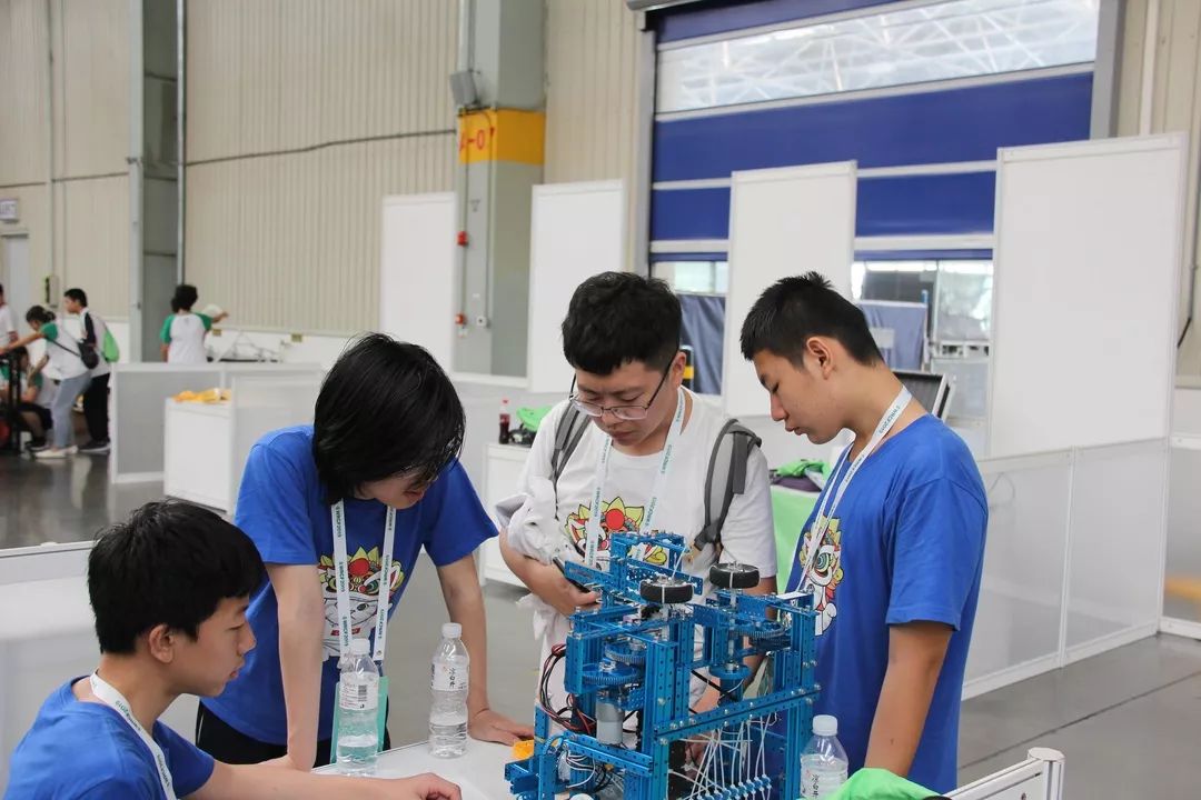 科技节暨机器人竞赛,太原机器人嘉年华