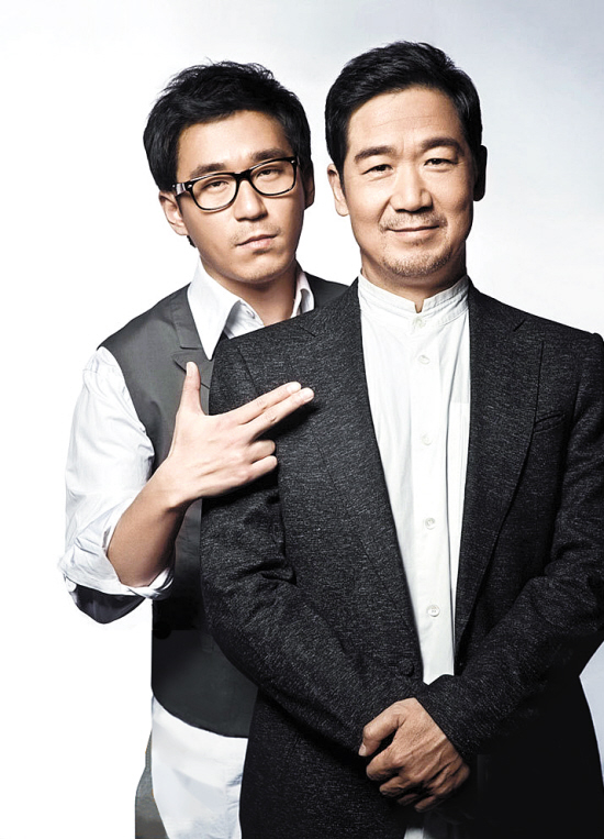 张默到底和房祖名什么关系,张默和房祖名有交流吗