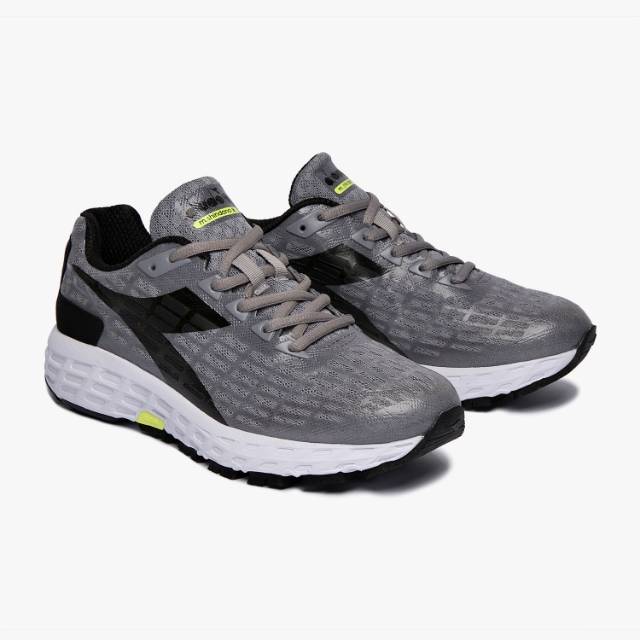 迪亚多纳厚底跑鞋,迪亚多纳男跑鞋