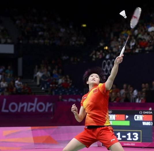 正手击高远球的关键点,高远球打的慢怎么办