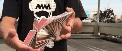 贾玲在沙发上翘二郎腿搞笑图片,贾玲跷二郎腿动图下载