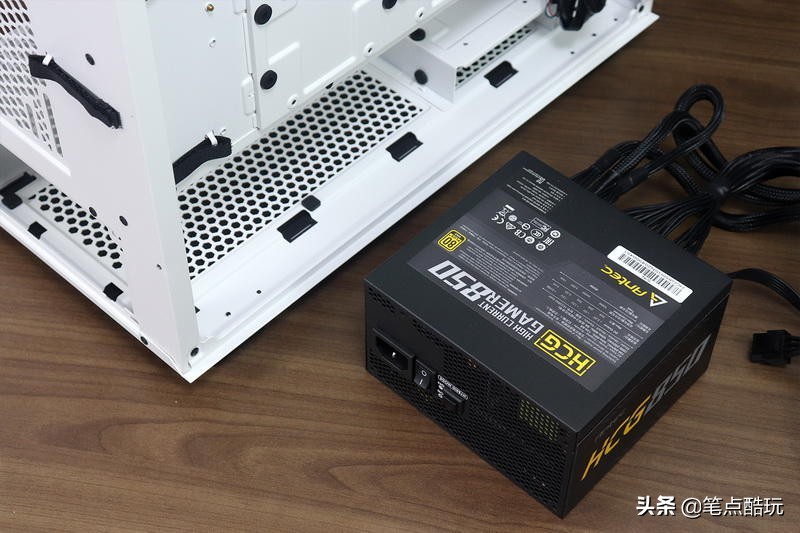 鑫谷开元t1黑色全塔大机箱评测,鑫谷开元t1能横装显卡吗