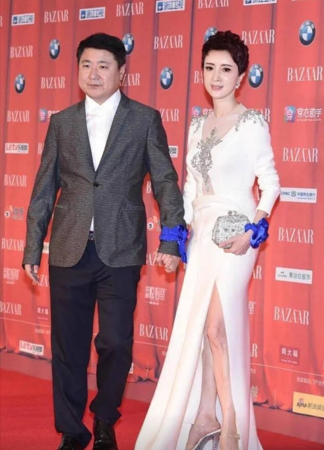 金巧巧被蹭红毯,金巧巧红毯