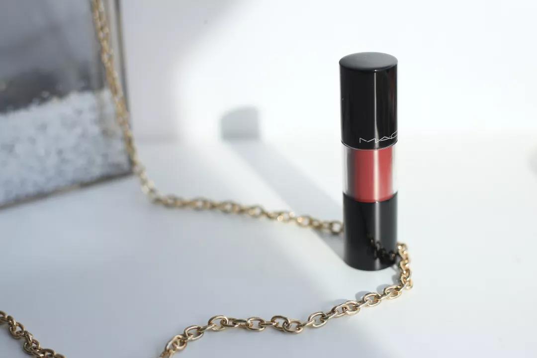 2021推荐10支必买唇釉色号,10支显白的口红