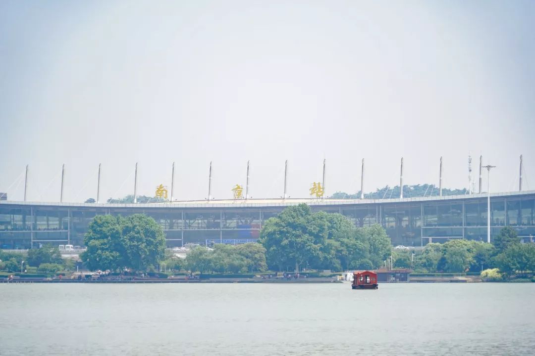 南京玄武湖边还有啥好玩的,玄武湖有什么好玩的