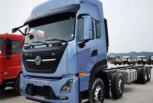 18款解放jh6500马力牵引车怎么样,解放j7对比欧曼est汕德卡旗舰高栏