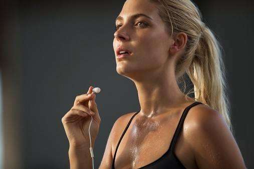 人无汗，心不安！出汗部位可以看健康状况，这几处常出汗要重视