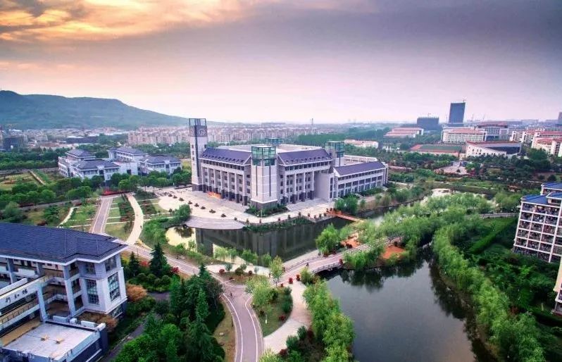 为何叫南京晓庄学院,孩子你为什么要上一个好的大学