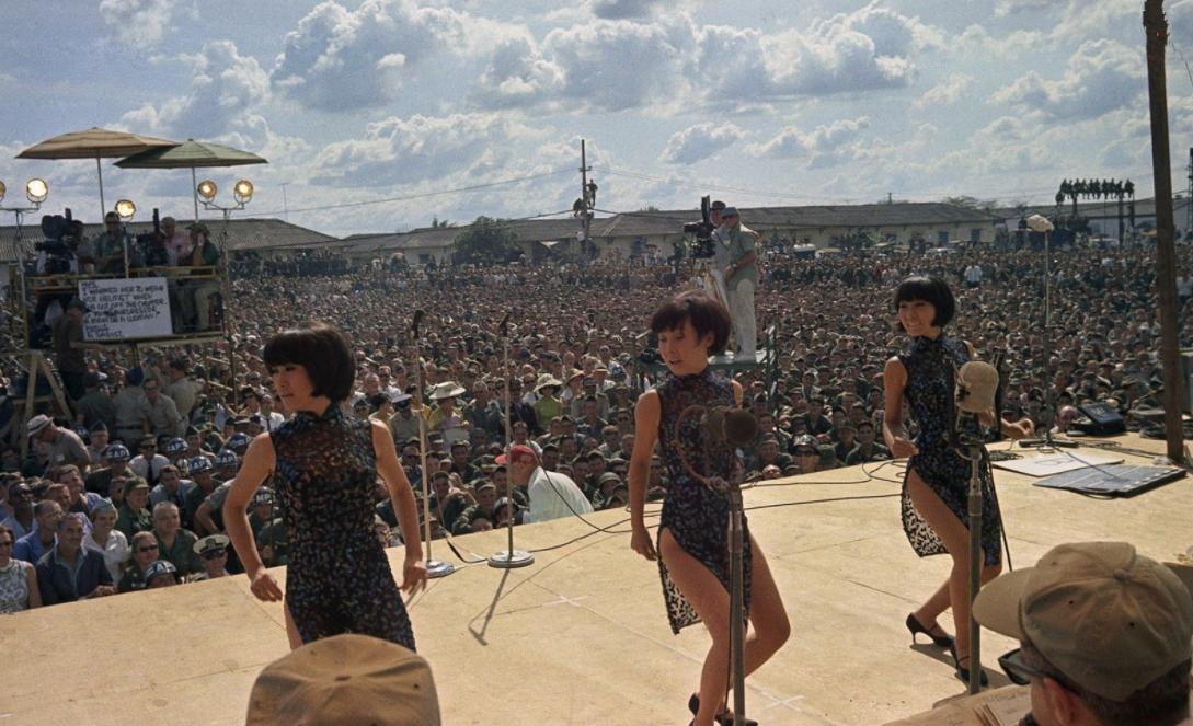 李美琪长相混血方脸,李美琪年轻写真照