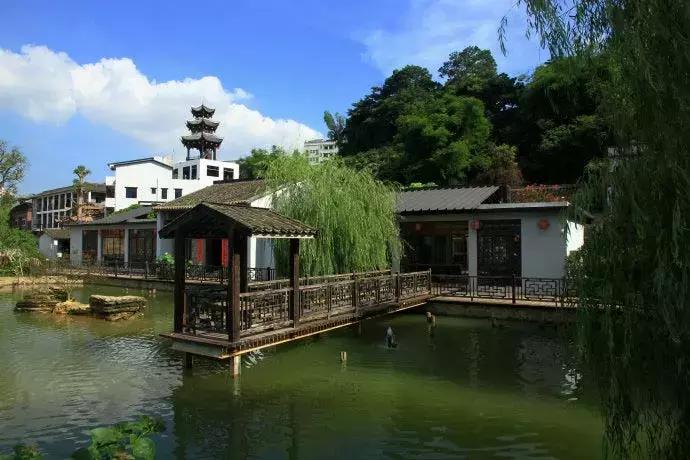 龙岗区甘坑客家小镇,甘坑客家小镇手撕鸡