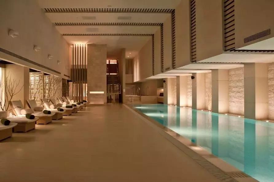 最值得去的游泳池,夏天到了游泳好去处