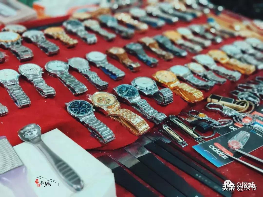 重庆大学城跳蚤市场,重庆最大跳蚤二手市场