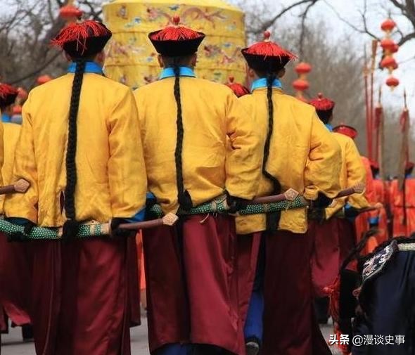 清朝皇帝退位后,紫禁城那么多的御林军到哪里去了