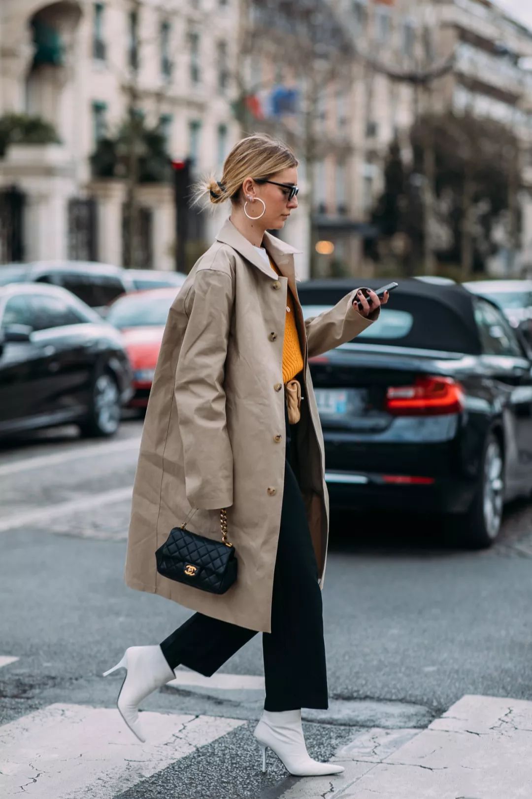 搭靴子穿的裙子秋冬款,裙子靴子秋冬搭配图