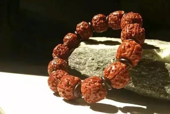 新手不容易踩坑的文玩,最值得入坑的文玩