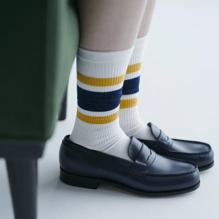 超减龄穿搭法则被杨超越狠狠拿捏,杨超越水手服穿搭