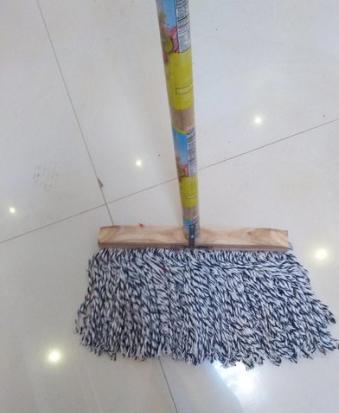 拖地一股难闻的味道咋办,拖地突然一股臭味