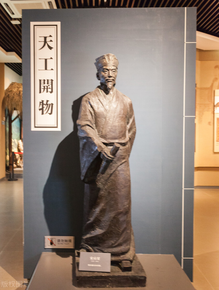 百家姓中收录了100个姓氏,百家姓中的第290位姓氏