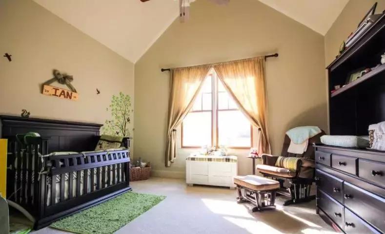 凌晨四点的成都故事讲述,凌晨四点的成都的故事