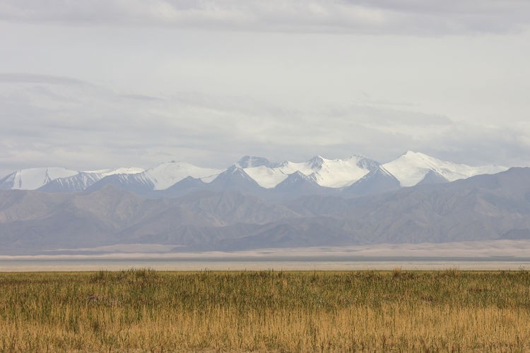 龙眼凤羽的艾肯泉，该称恶魔之眼，还是天使之眼，你来决定吧