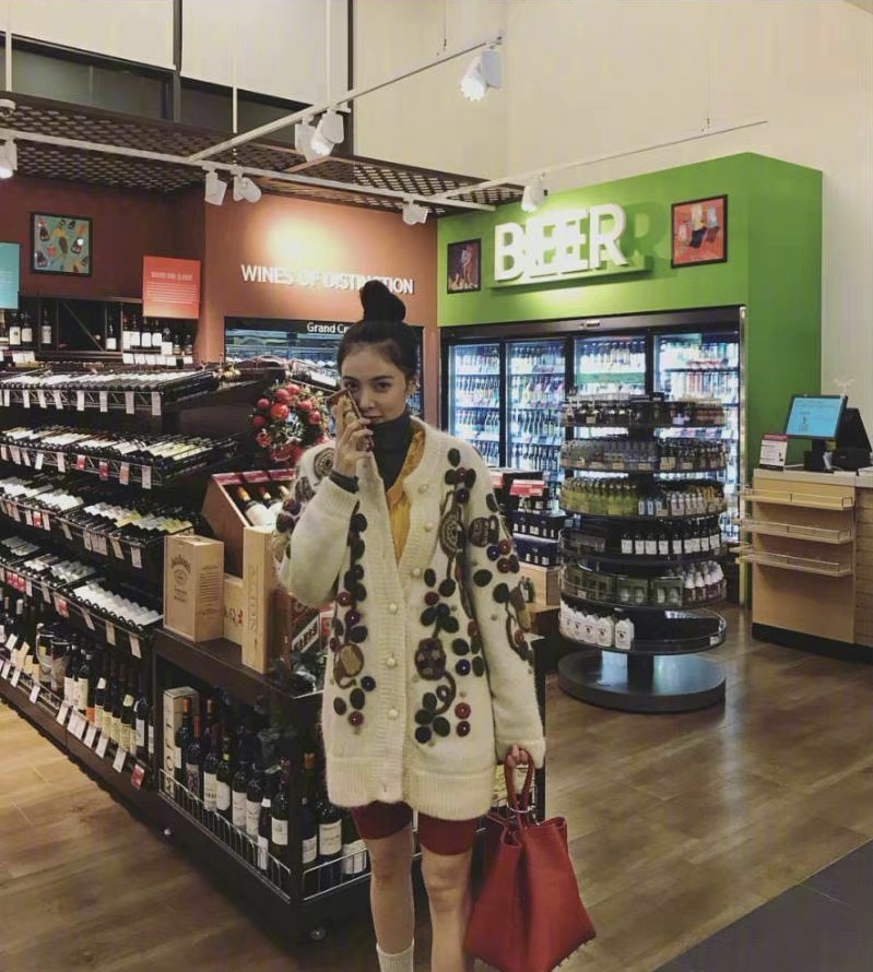 巴黎世家松糕毛棉服外套泫雅同款,韩国小野马金泫雅银色裙