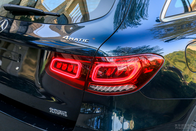 奔驰glc300l动感型第一视角,实拍了解2020款奔驰glc300