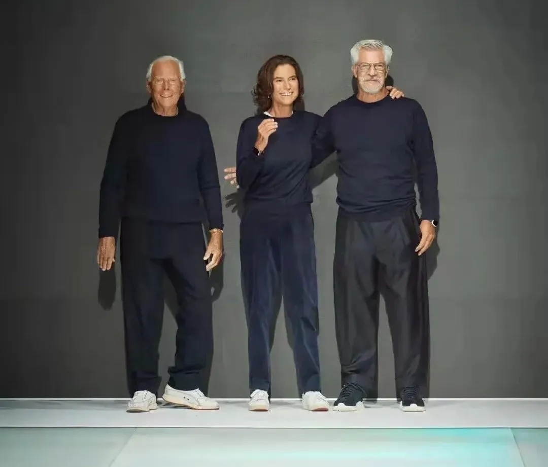 dior2024秋冬时装秀男装,2024米兰时装周versace春夏