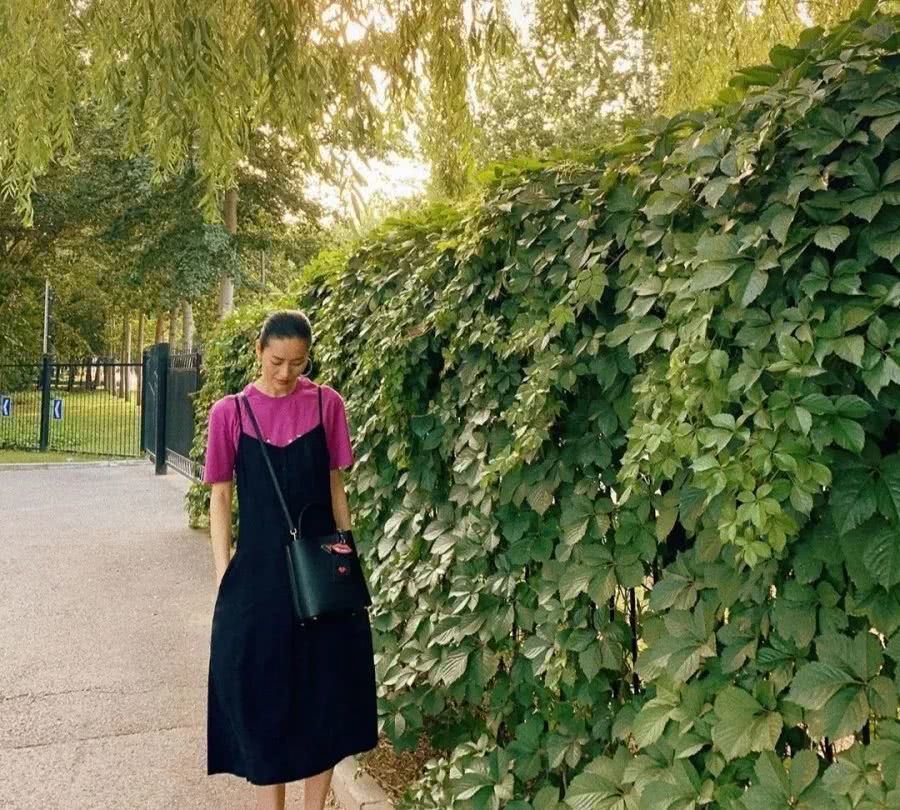 刘雯大包包推荐,刘雯同款豹纹包包