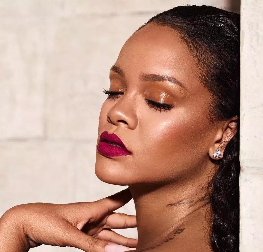 学会Rihanna、钟楚曦、张韶涵的高光技能，比打10针玻尿酸都管用