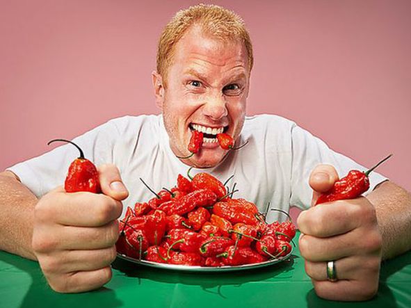 小孩吃辣椒后出汗怎么回事,小孩吃辣椒出汗