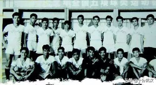 武汉足球90年沉浮史,武汉历史大事年表