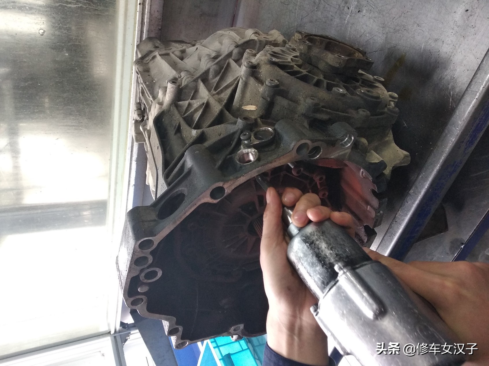 奥迪cvt变速箱坏的四个征兆,奥迪at变速箱和cvt哪个好