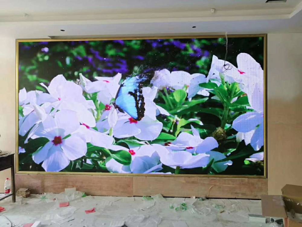 室内p2.5全彩高清显示屏价格,室内p2全彩led显示屏现场实拍