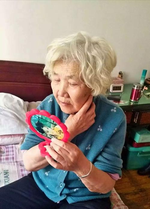 国货洗面奶洗得干净的几款,目前国货老牌子最好用的洗面奶