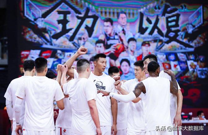 他成广东队最该被弃用之人！杜锋要认清形势，周鹏接班人需要机会