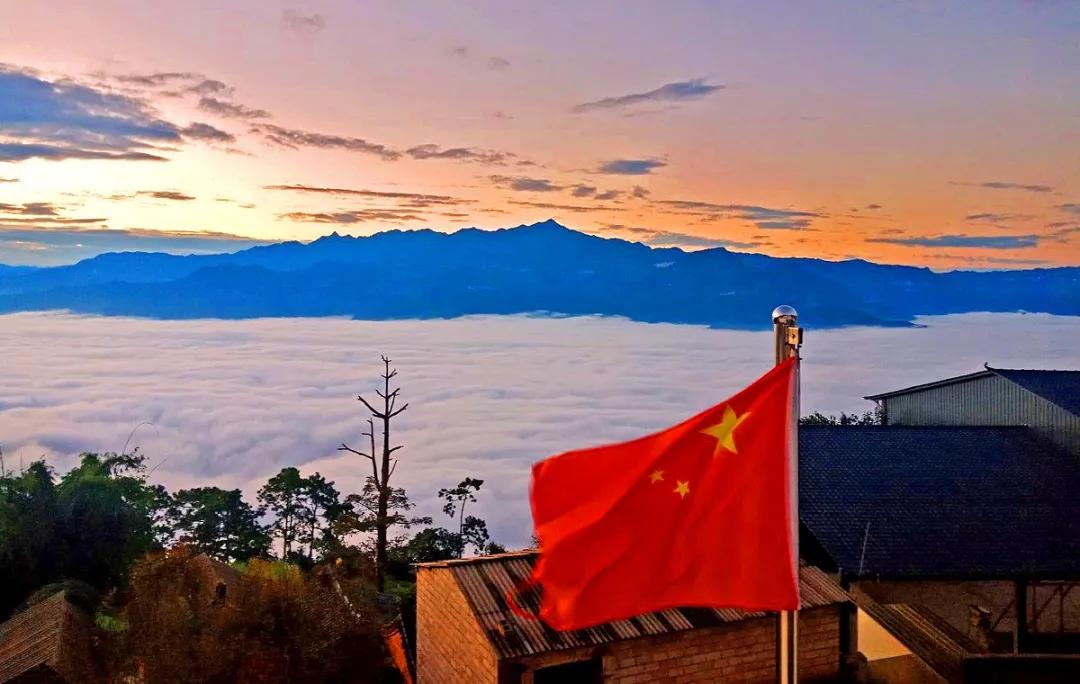 走进深山看美景,走进深山看大山里的风景