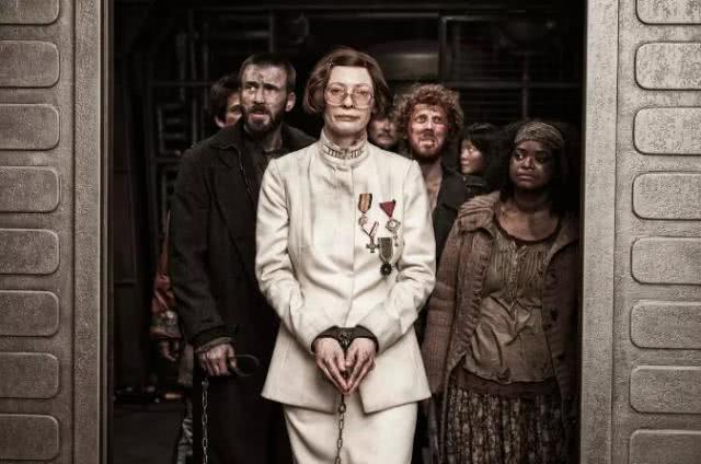 6部经典“火车电影”：当列车成为末日方舟，乘客们会和平相处吗