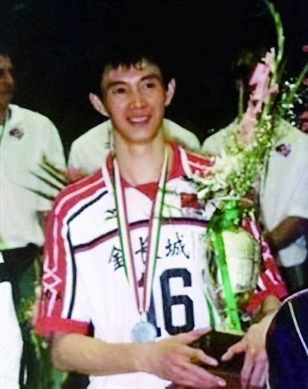 韩国首尔事故遇难明星,首尔fc金南春去世
