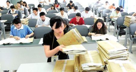 乡试会试殿试大概多少人,乡试会试殿试相当于省考吗