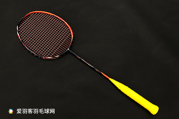 大杀器还是断腕神器？撸得动这8款球拍的都是大神！