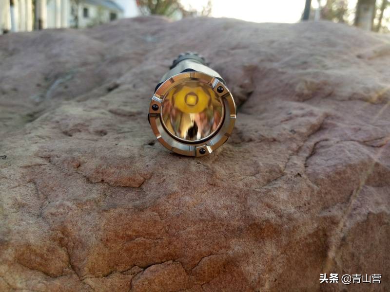 ta15手电,纳丽德ta10手电评测