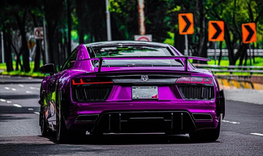 奥迪r8碳纤维车体,碳纤维奥迪r8