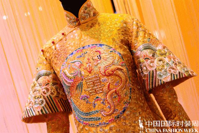 用丝线牵引时尚|“天锦地绣·华夏大美”刺绣艺术展精彩纷呈