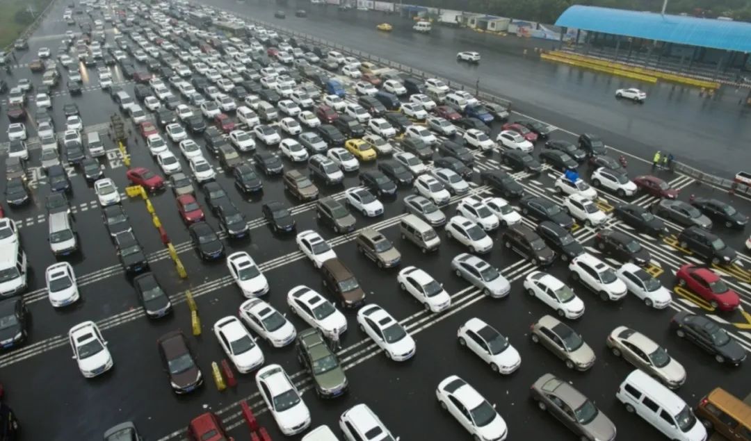 违章抓拍挣钱最多的摄像头,摄像头拍违章一年可以赚多少