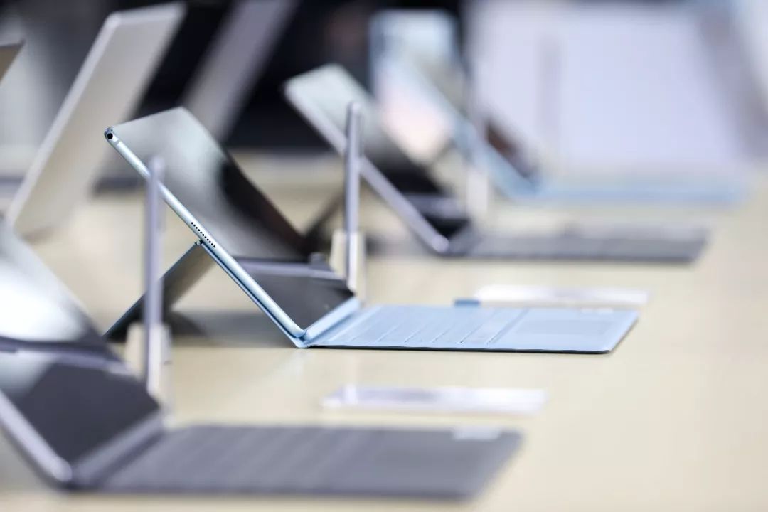 华为最新一代华为matebooke,huaweimatebooke2019款性能