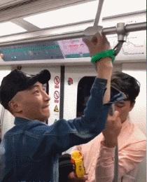 球不是这样踢滴搞笑图片,足球趣图搞笑图片