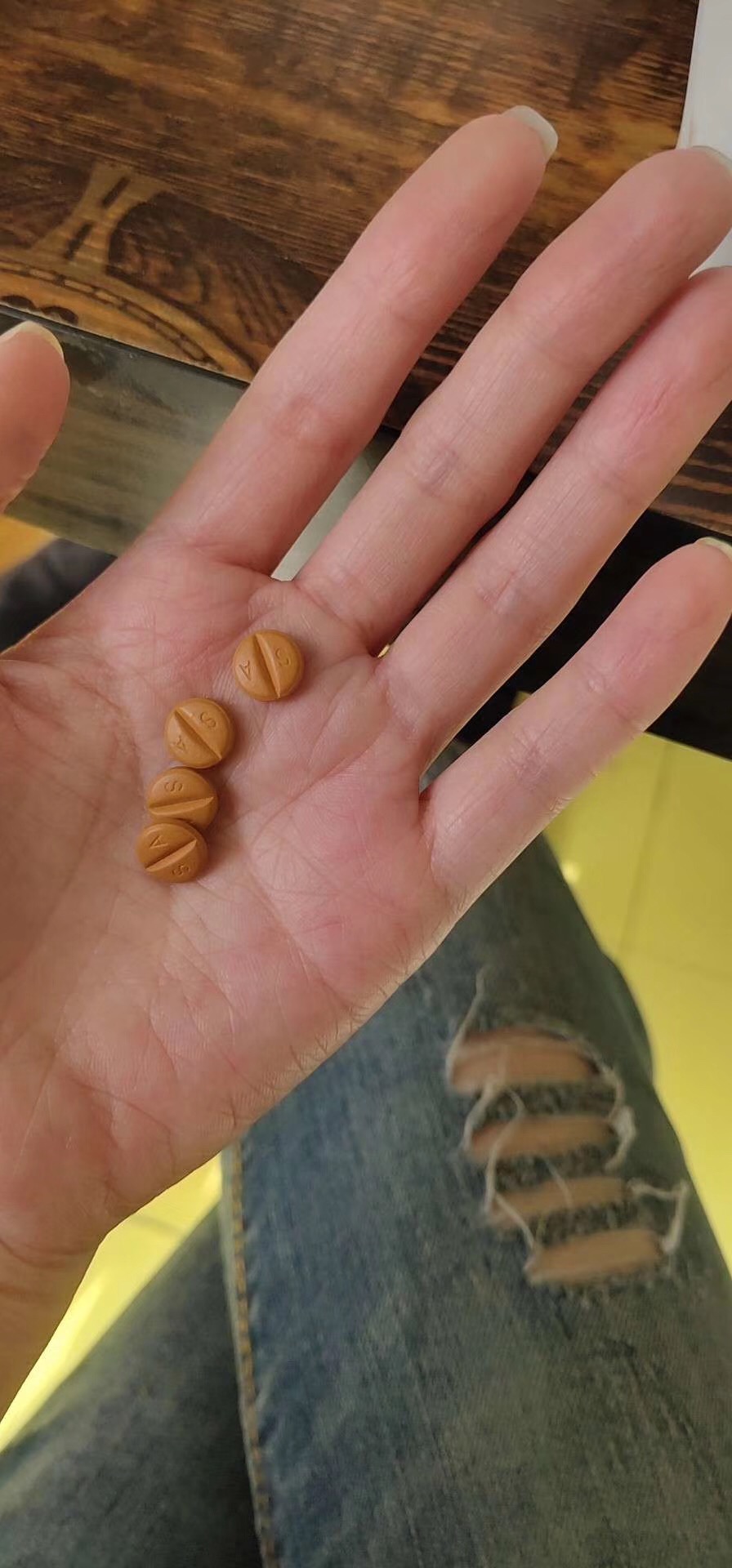 药神捐款30亿元,药神捐助白血病