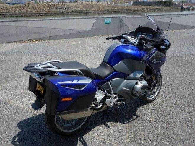 宝马蓝精灵,蓝精灵宝马